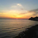 Ξενοδοχείο Miramare 3*